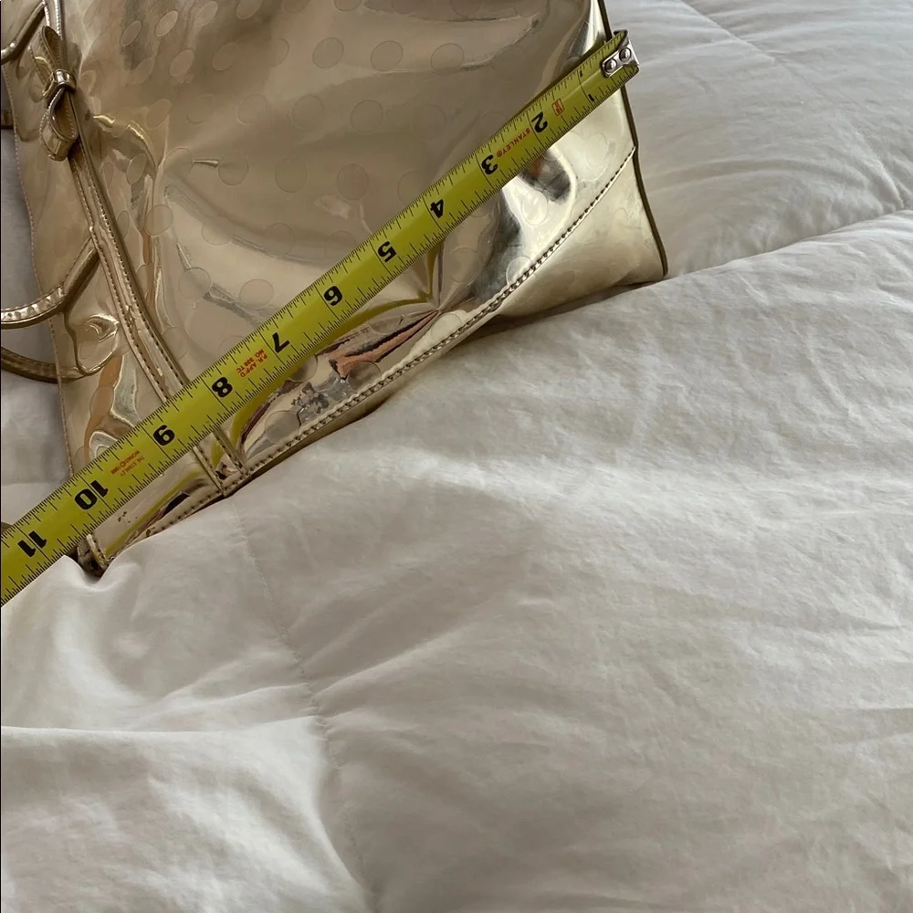 Kate Spade gold bag NWT Sized for day wear or carry on - Picture 8 of 12